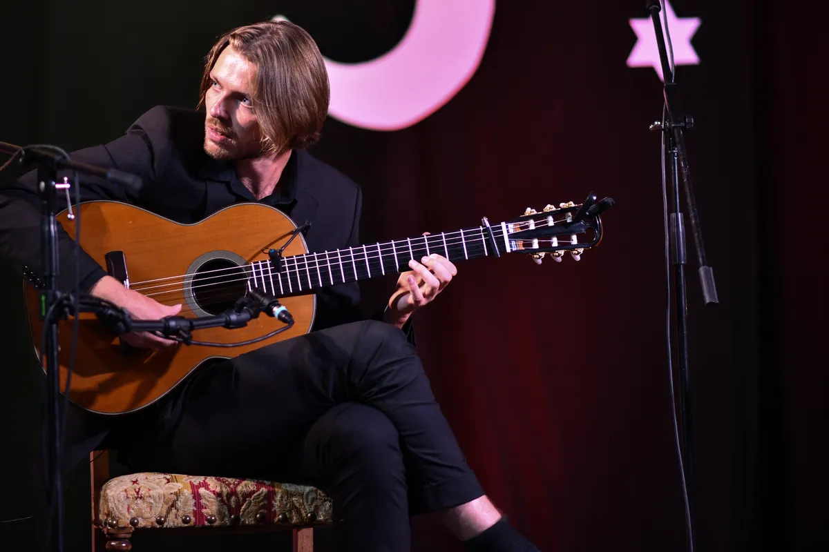 Jérémy Rollando , musicien , auteur , compositeur -02